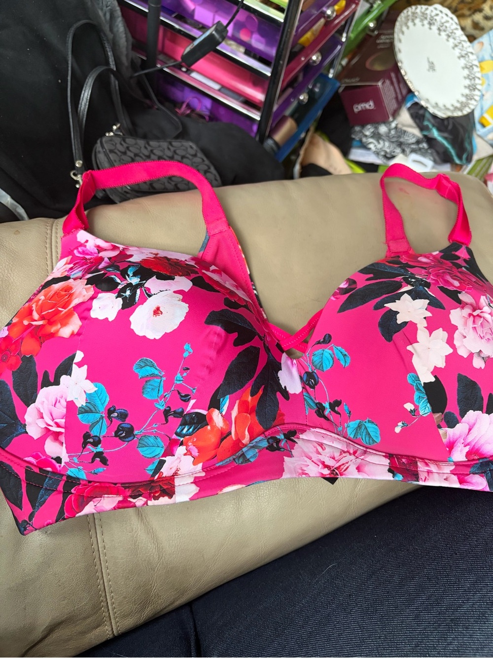 Torrid Dream Wire-Free Floral Pink Pushup T-Shirt Bra Size 40D. New